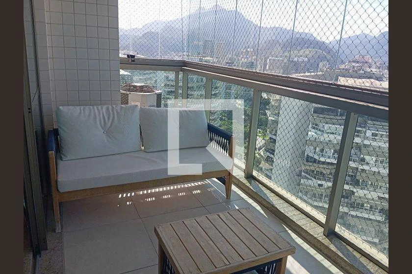 Apartamento mobiliado de 4 quartos com 350 m² e 3 vagas — photo 2