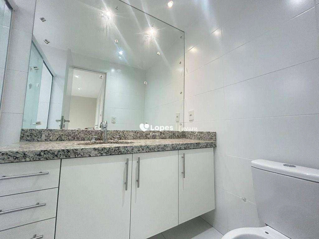 Duplex penthouse with private pool and 316 m² — photo 12