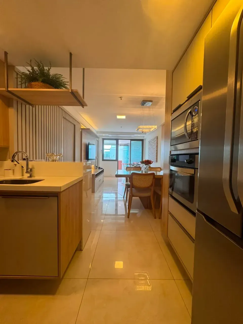 Furnished 2-bedroom apartment with 1 bathroom and 2 parking — photo 2