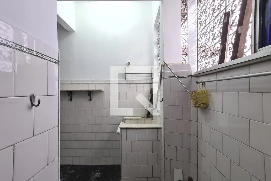 Квартира без меблів з 3 спальнями та балконом — photo 16