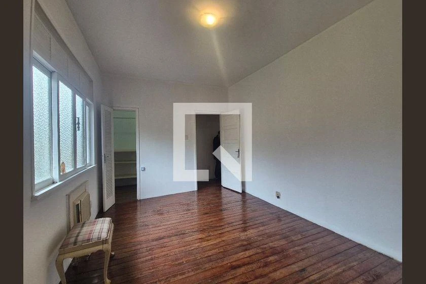 Casa para aluguel com 4 quartos e 2 suítes em 1500 m² — photo 16