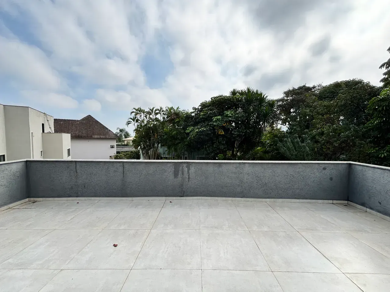 Furnished 580 m² house with 4 bedrooms and a gas kitchen — photo 19