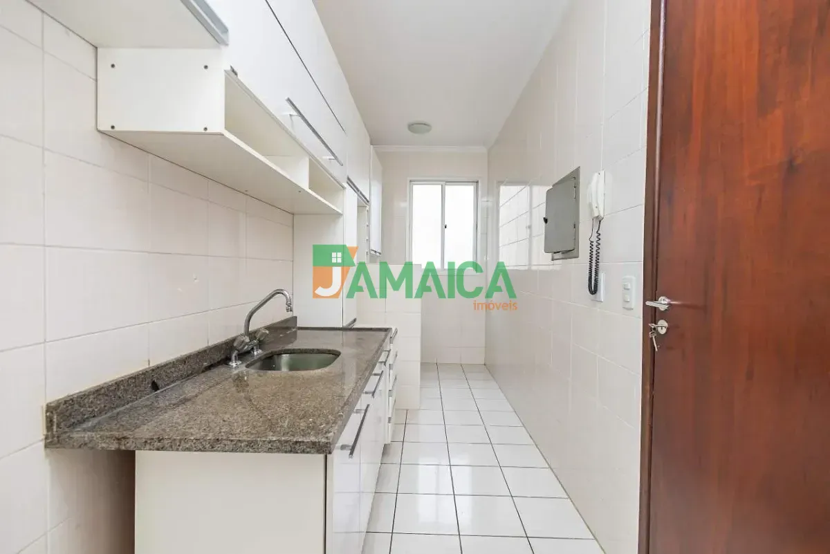Apartamento de 2 dormitorios con balcón y 55 m² en el 4º piso