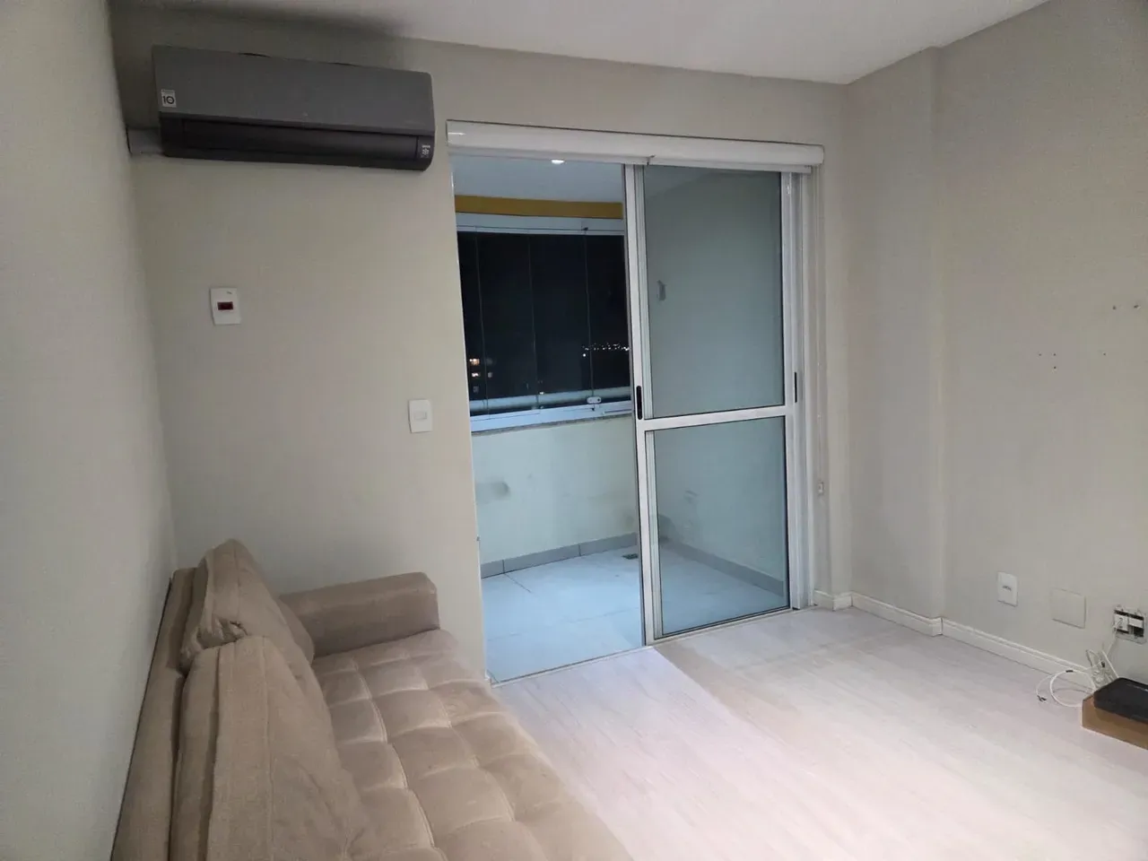 Apartamento mobiliado com cozinha americana e suíte — photo 3