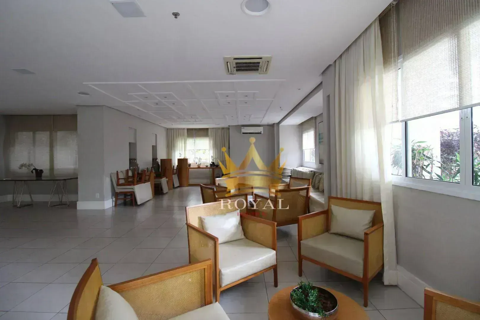 Apartment, 70 m², with a glass-enclosed balcony — photo 35
