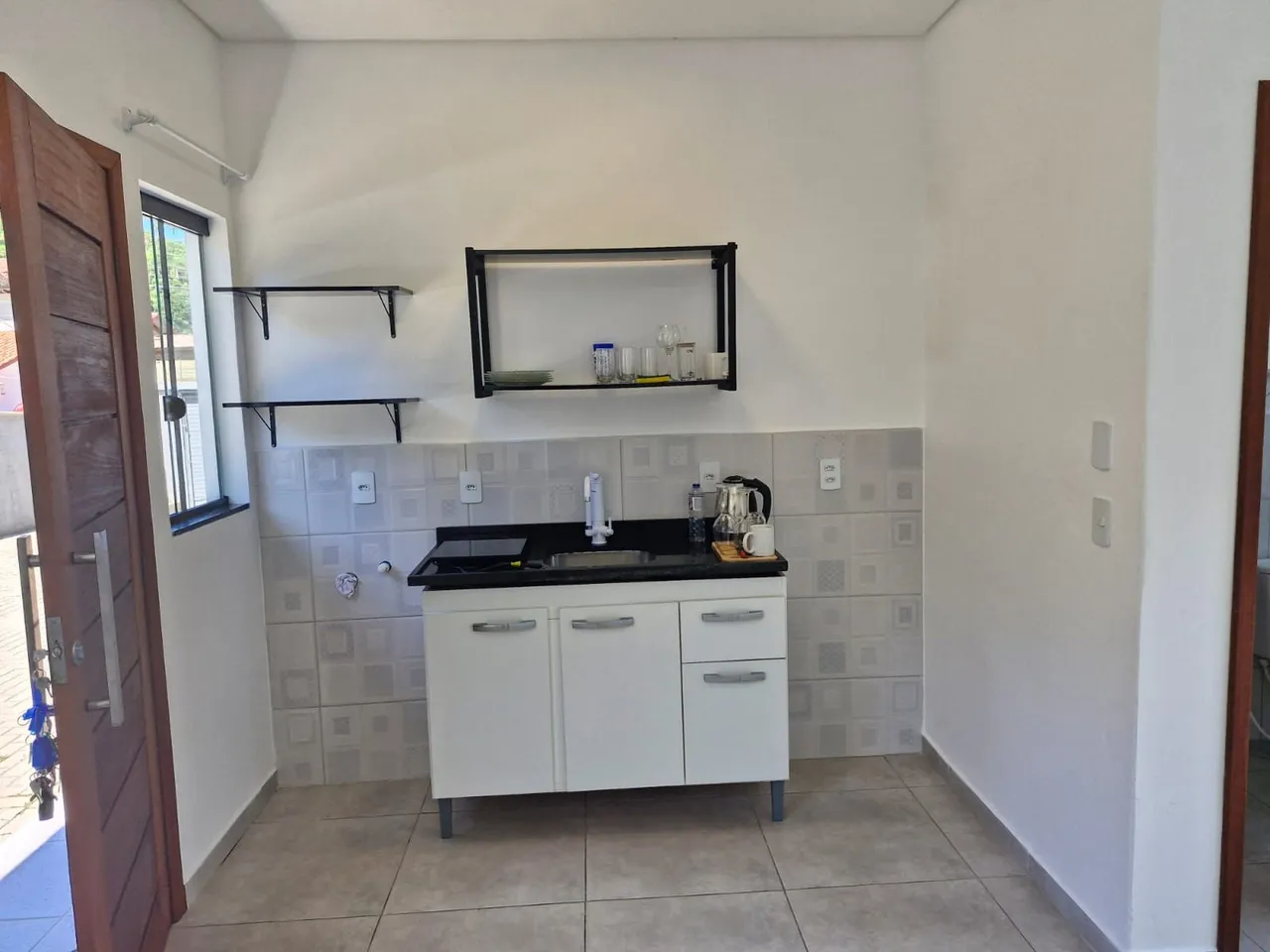 Unfurnished studio kitnet with 1 bedroom and 1 bathroom — photo 3