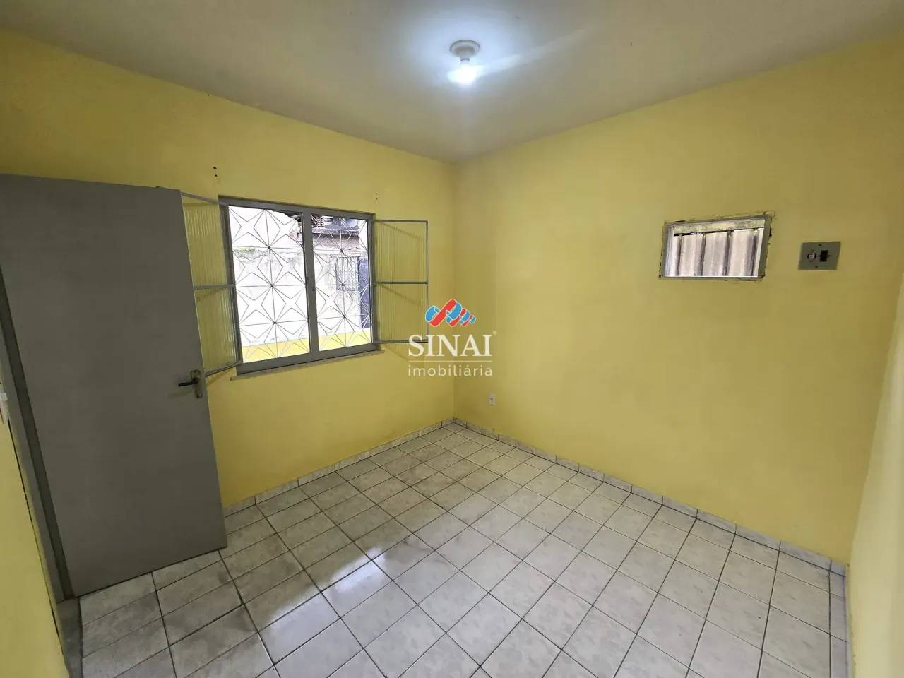 Unfurnished house with 1 bedroom and a balcony — photo 16
