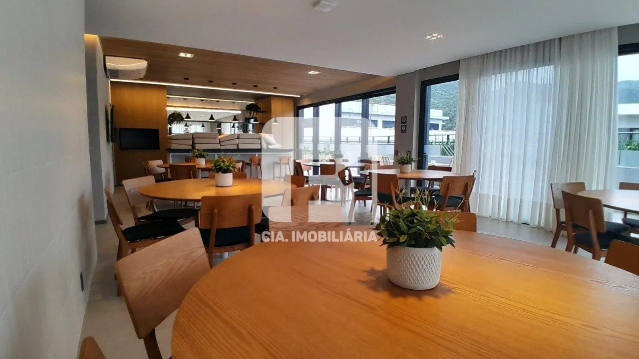 Furnished apartment with 2 en-suite bedrooms — photo 44