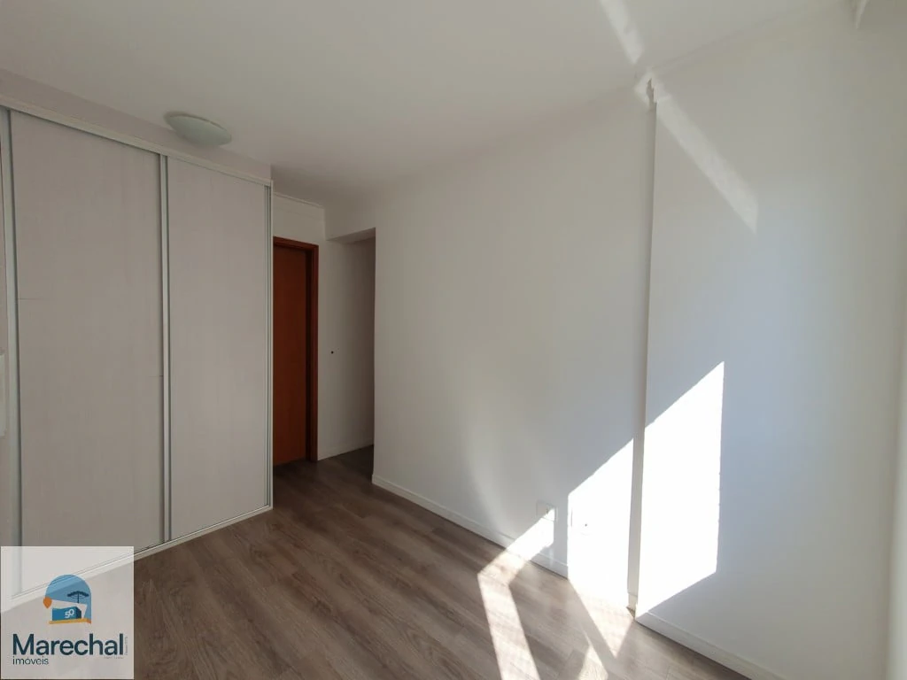 2-bedroom apartment with 1 suite and 1 parking spot — photo 12