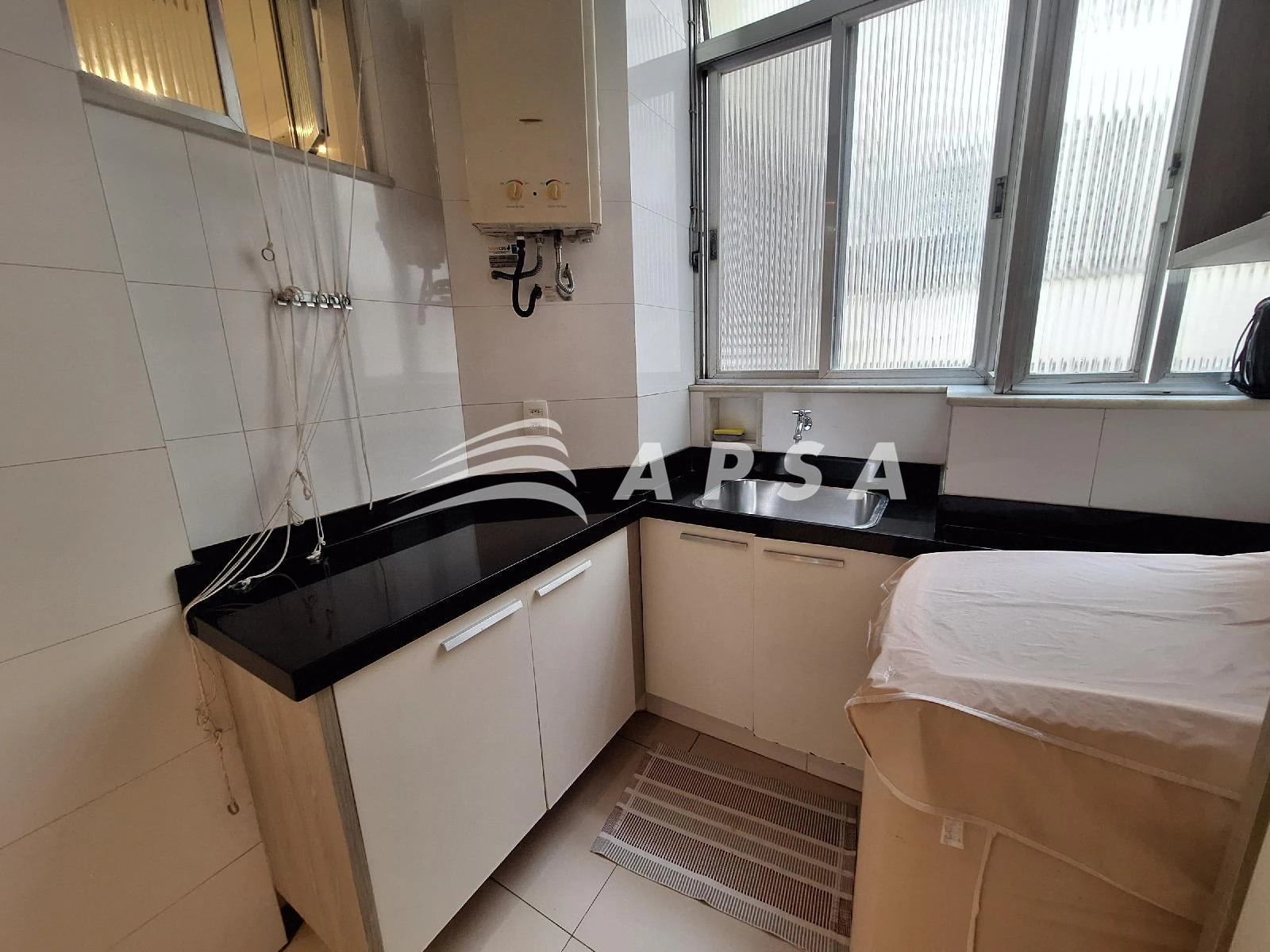 Apartamento com piso de madeira ou laminado, Ipanema — photo 22