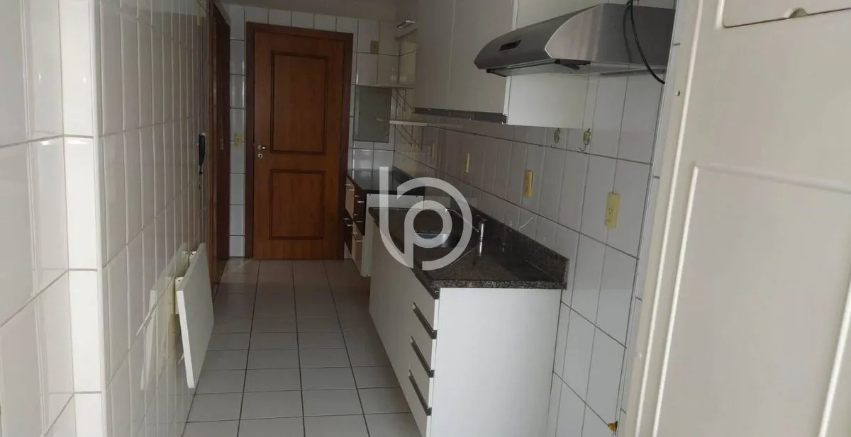 Furnished apartment, 110 m², with a park view — photo 9