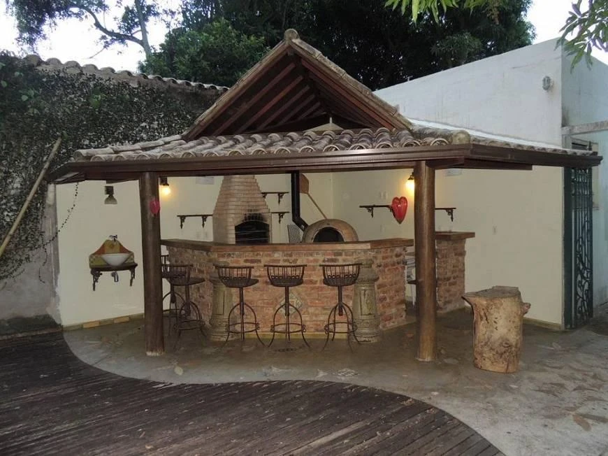 Casa mobiliada com 4 quartos e 2 suítes — photo 28