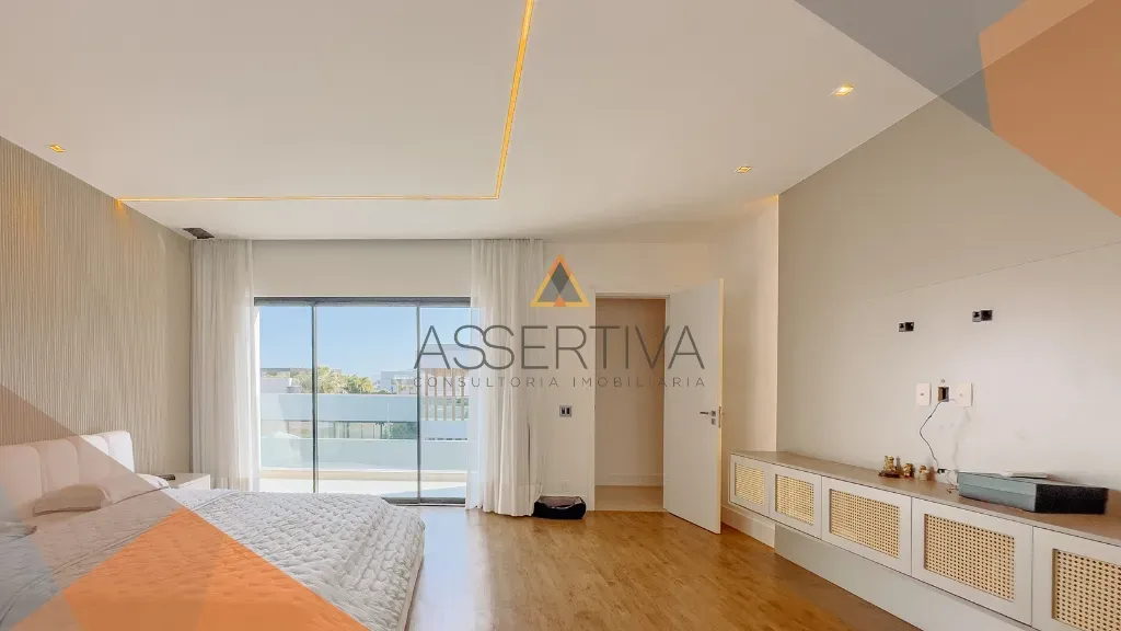 Furnished house with 5 en-suite bedrooms and integrated kitchen — photo 27