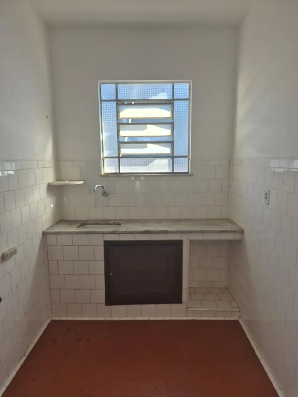 Unfurnished apartment with 2 bedrooms and 2 bathrooms — photo 4