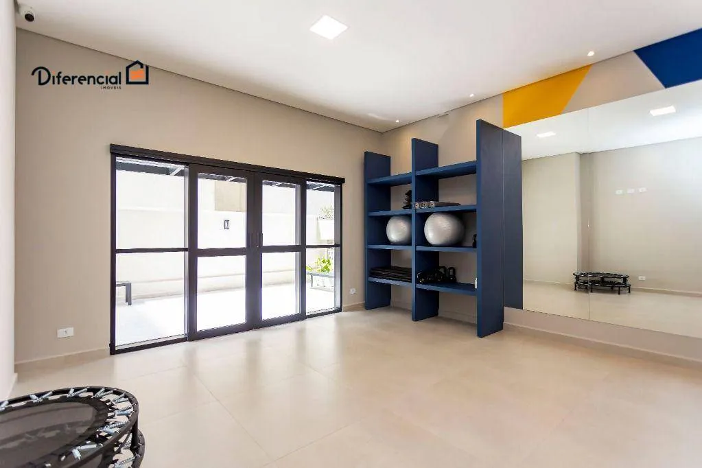 Estudio amueblado con cocina abierta y balcón — photo 47