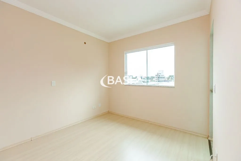 Two-story house with 3 bedrooms and 3 bathrooms, 2 parking — photo 41