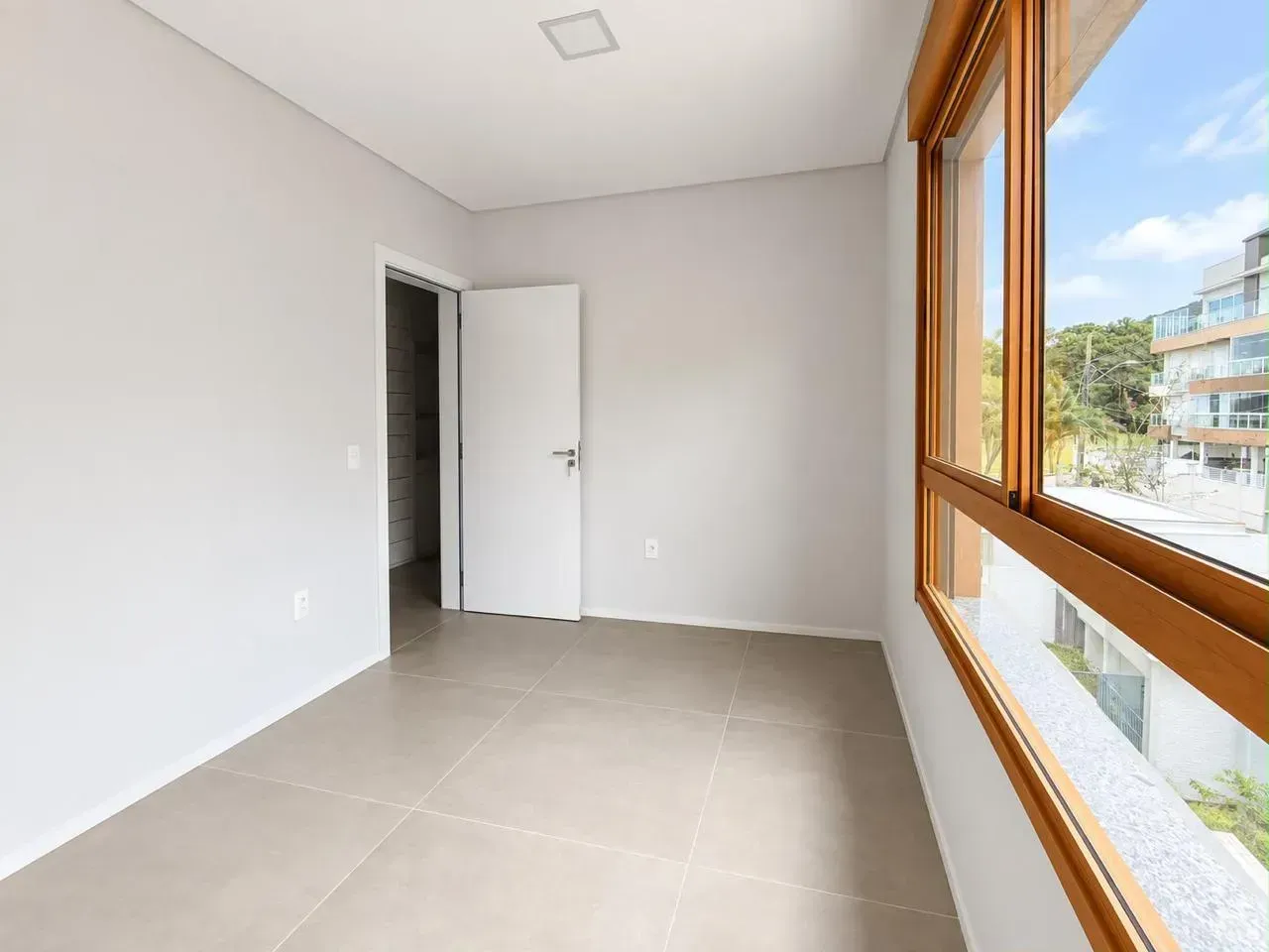 House, 180 m², with a home office — photo 17