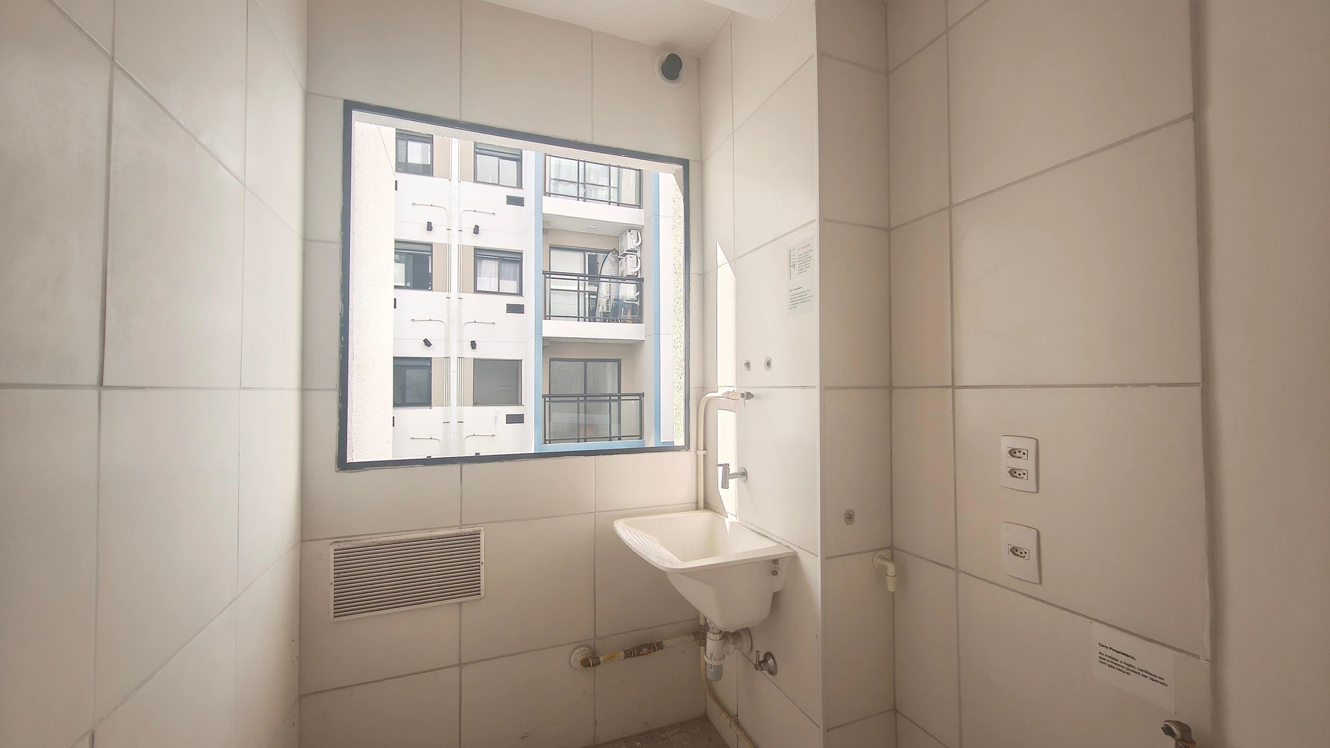2-bedroom apartment with 1 parking space — photo 3