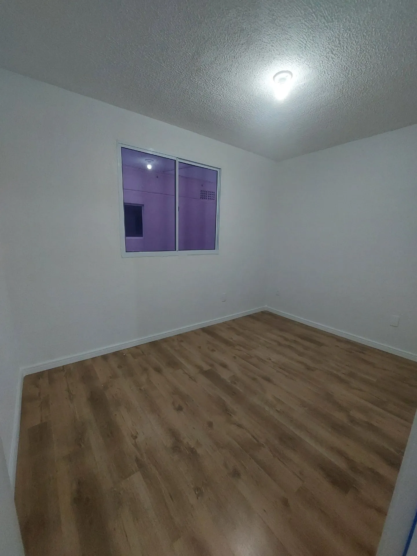 Apartamento, 40 m², com piso de madeira ou laminado — photo 13