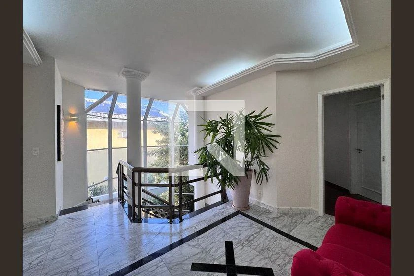 Furnished 6-bedroom house with 387 m² and 4 en-suites — photo 34