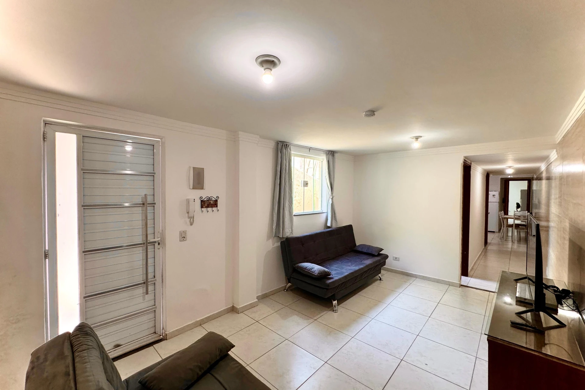 86 m² apartment with a home office and a mountain view — photo 18