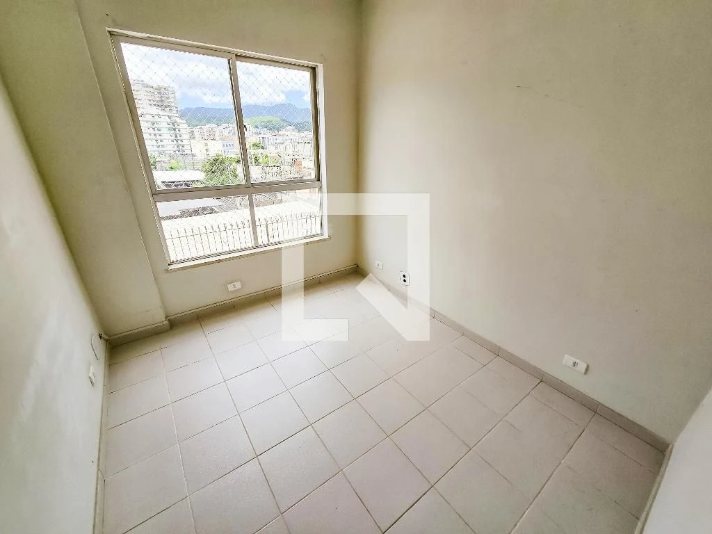 Квартира з 2 спальнями та балконом — photo 32