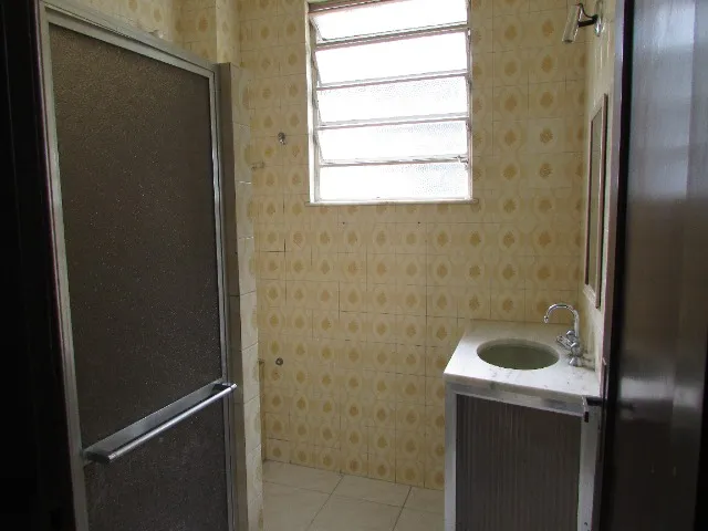 Unfurnished 2-bedroom apartment with 2 bathrooms — photo 10