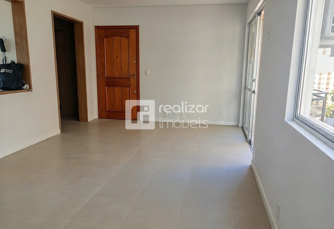 3-bedroom apartment with a private pool in Florianópolis — photo 8