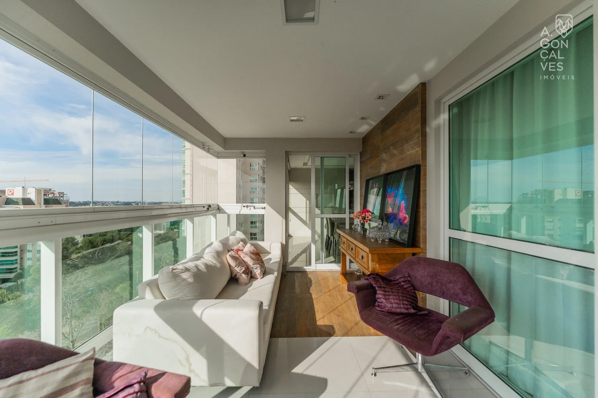 Apartamento de 3 suítes com 228 m² e 3 vagas — photo 5