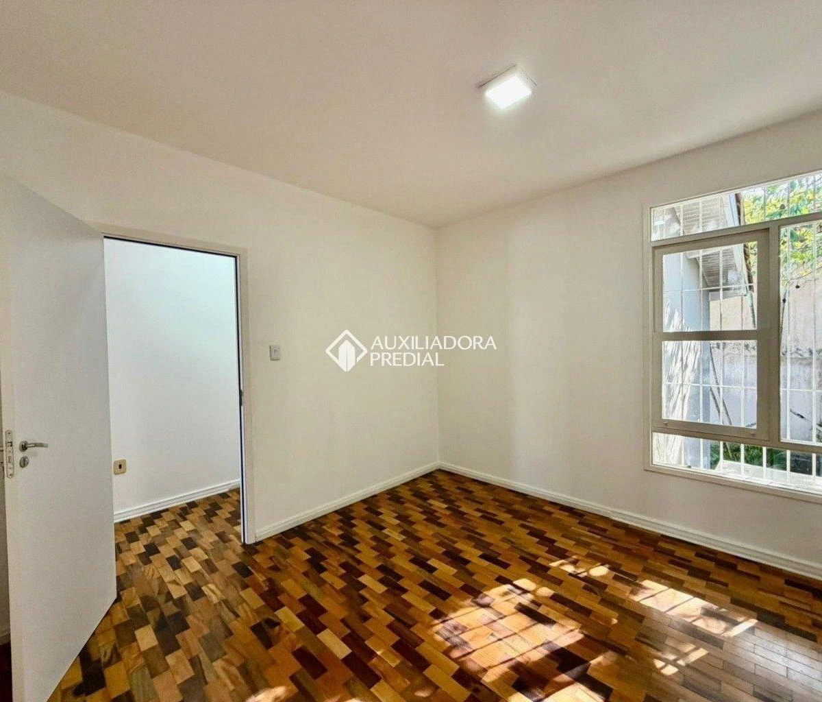 Casa de 6 quartos com varanda gourmet, Agronômica — photo 7
