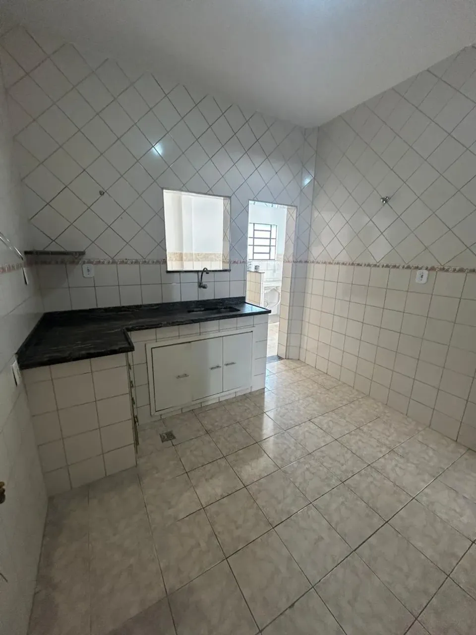 Unfurnished apartment with 2 bedrooms and 1 parking space — photo 16