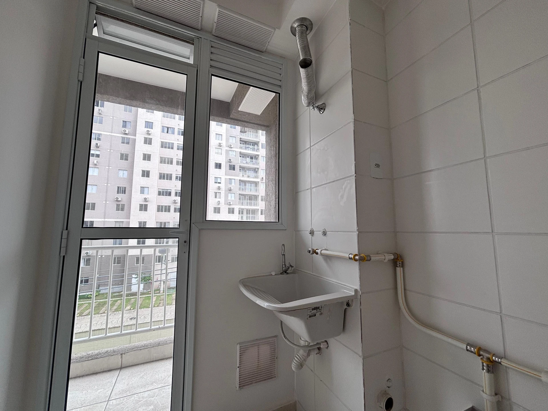 Квартира з 2 кімнатами, власною ванною і балконом — photo 23