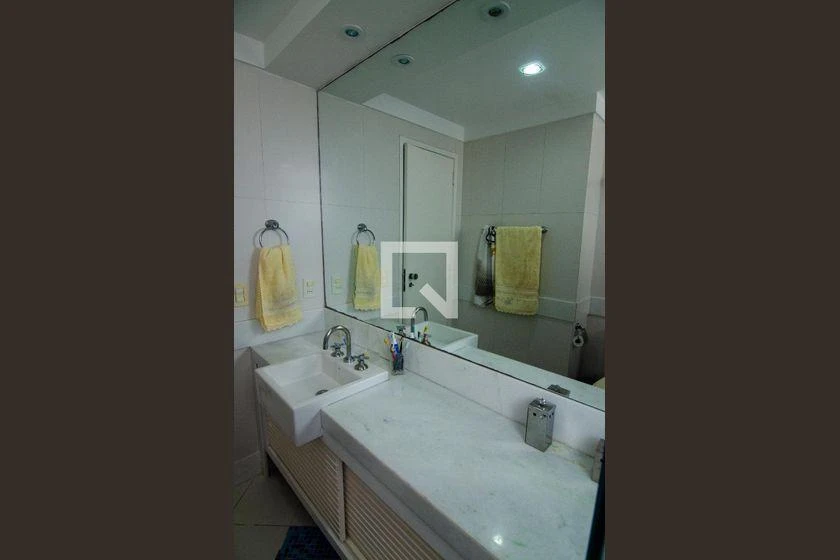 3-bedroom apartment with a walk-in closet in Rio de Janeiro — photo 49