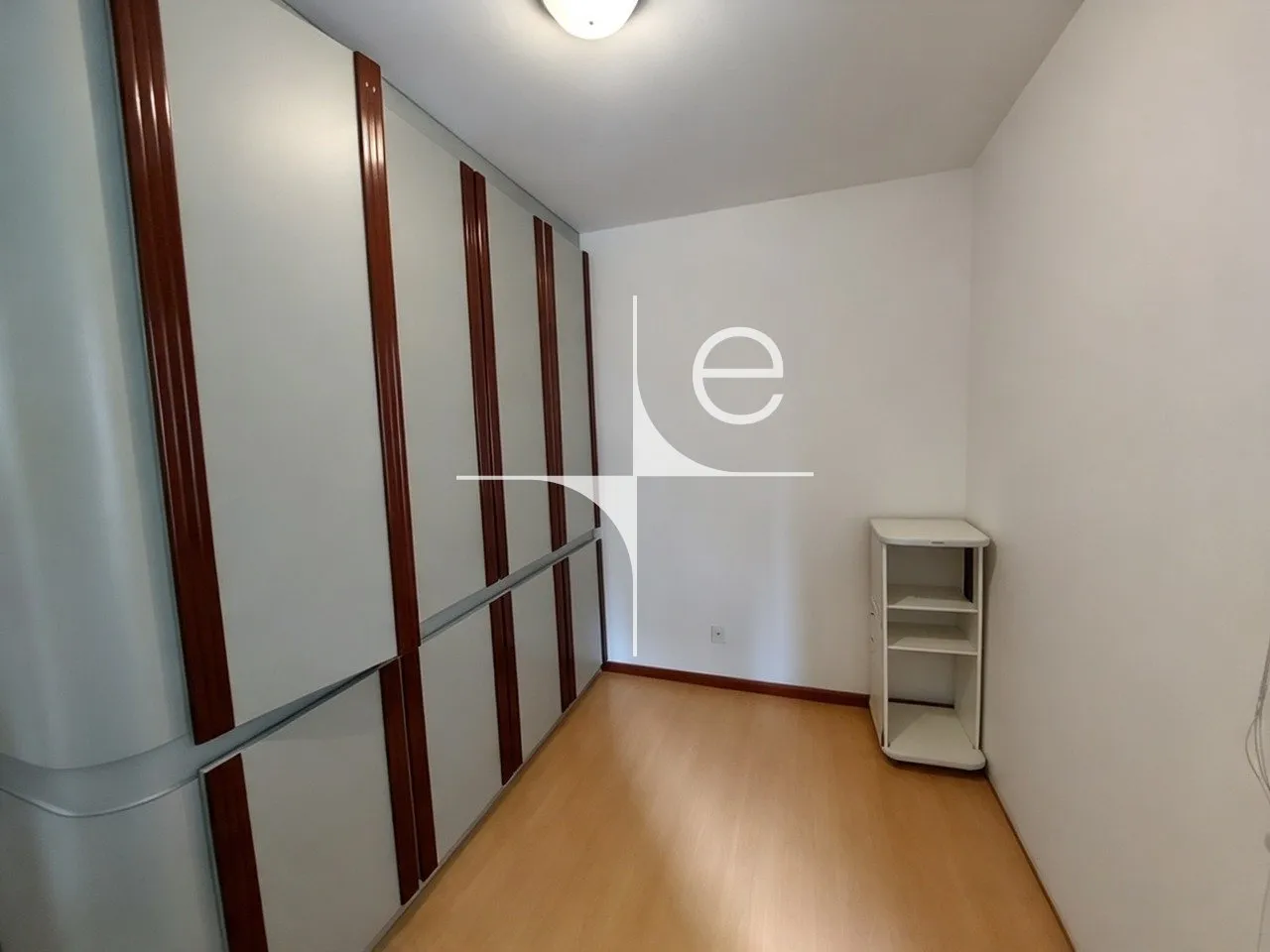 Apartamento de 2 quartos com closet, Centro — photo 9