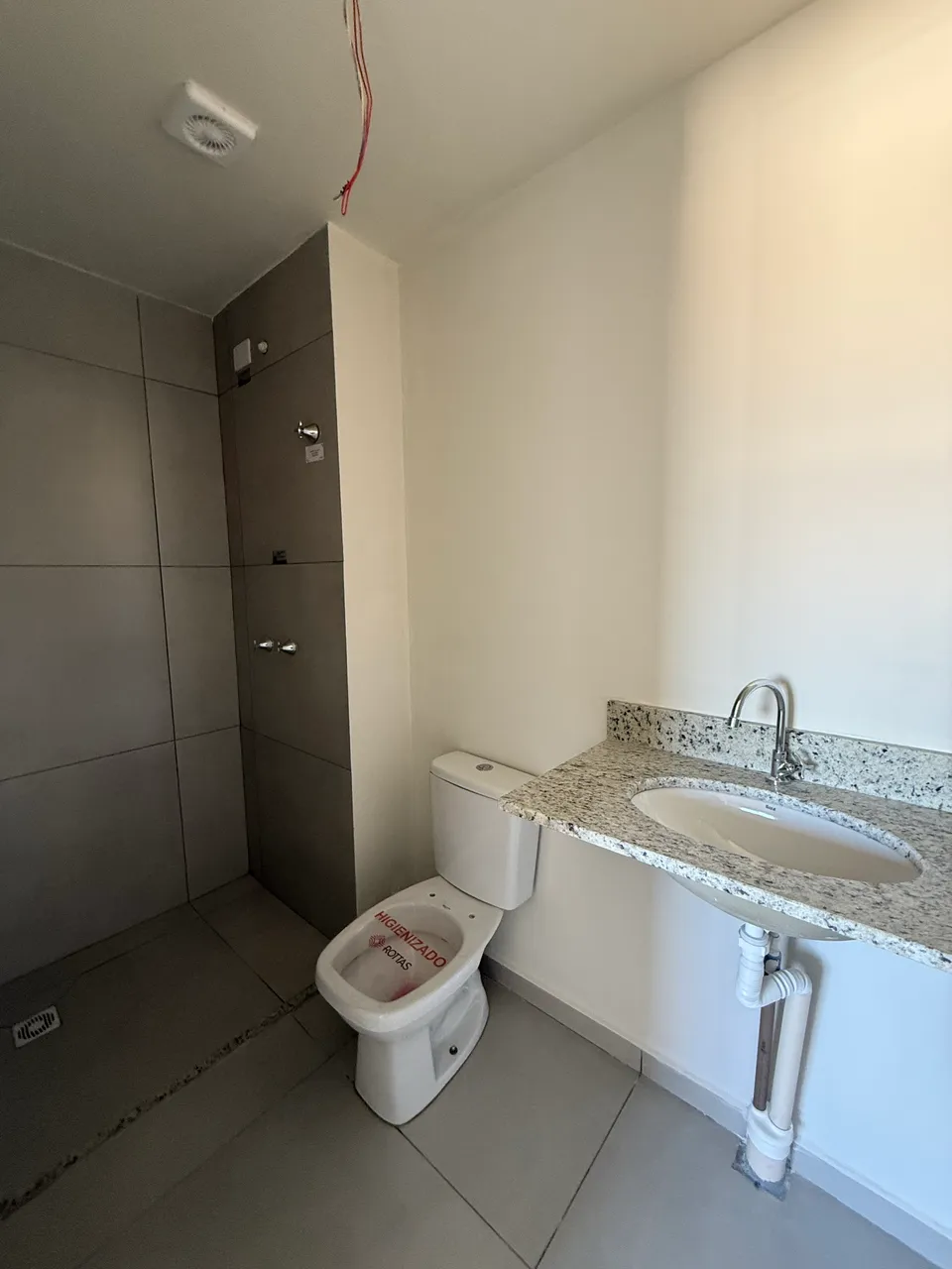 Wood or laminate floors in a 2-bedroom apartment, 53 m² — photo 7