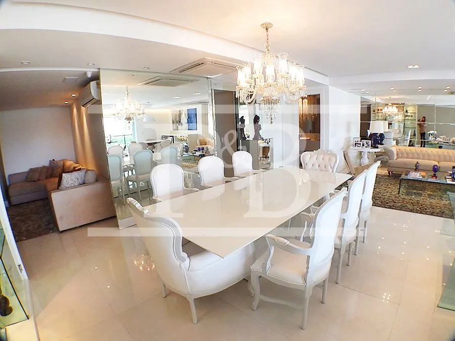 4-bedroom apartment with 319 m² and 4 parking spaces — photo 11