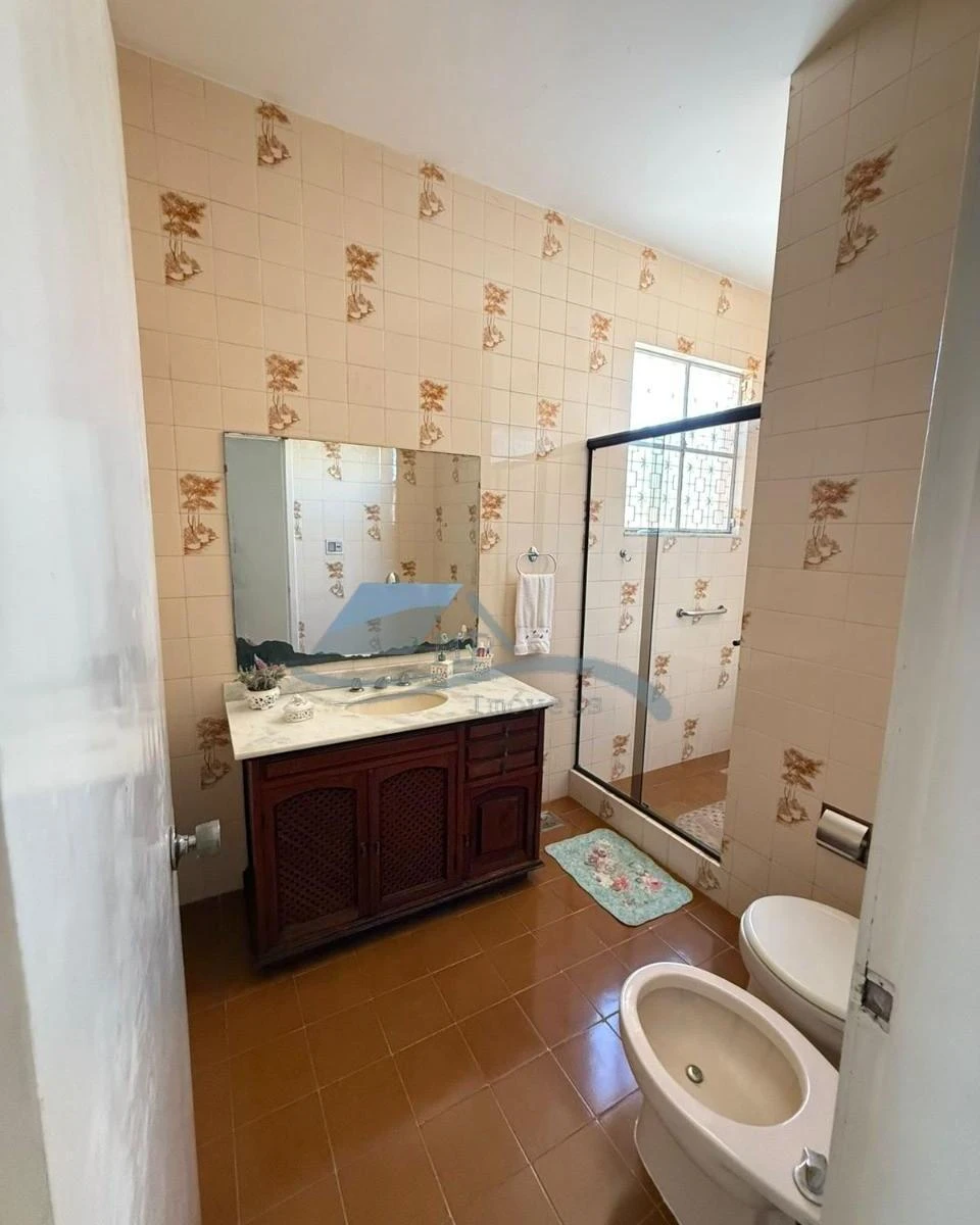Furnished 167 m² house with a closed kitchen and gas stove — photo 42