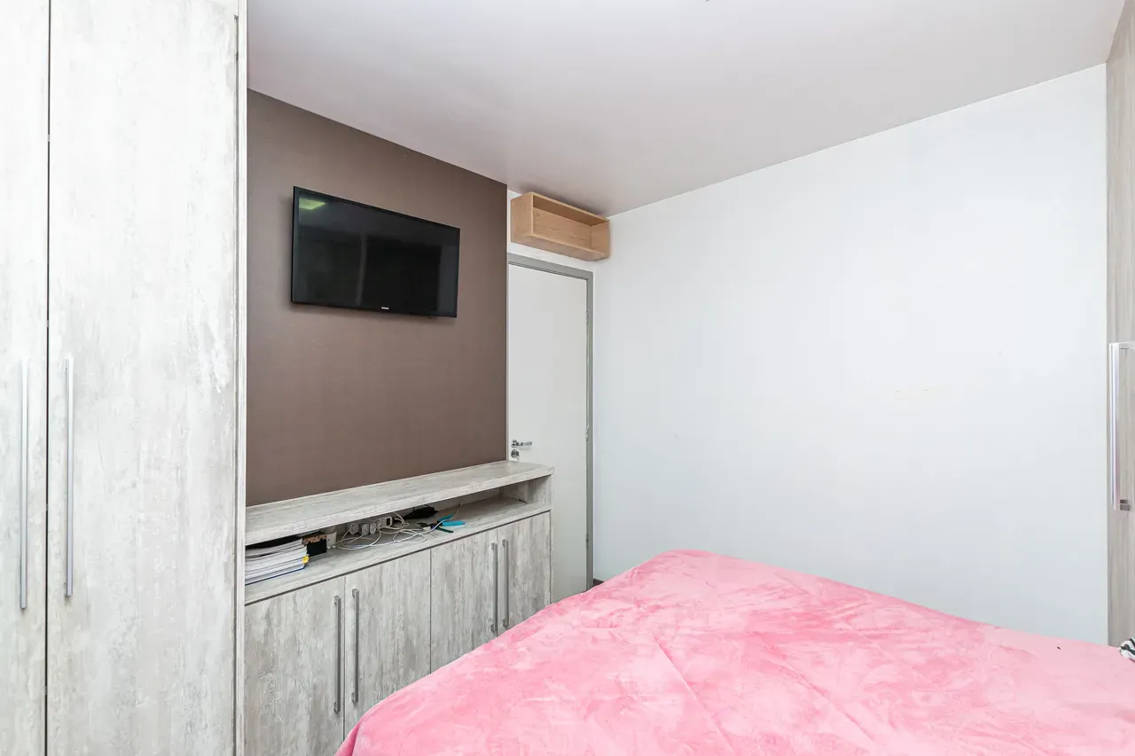 2-bedroom apartment with a washing machine in Curitiba — photo 12