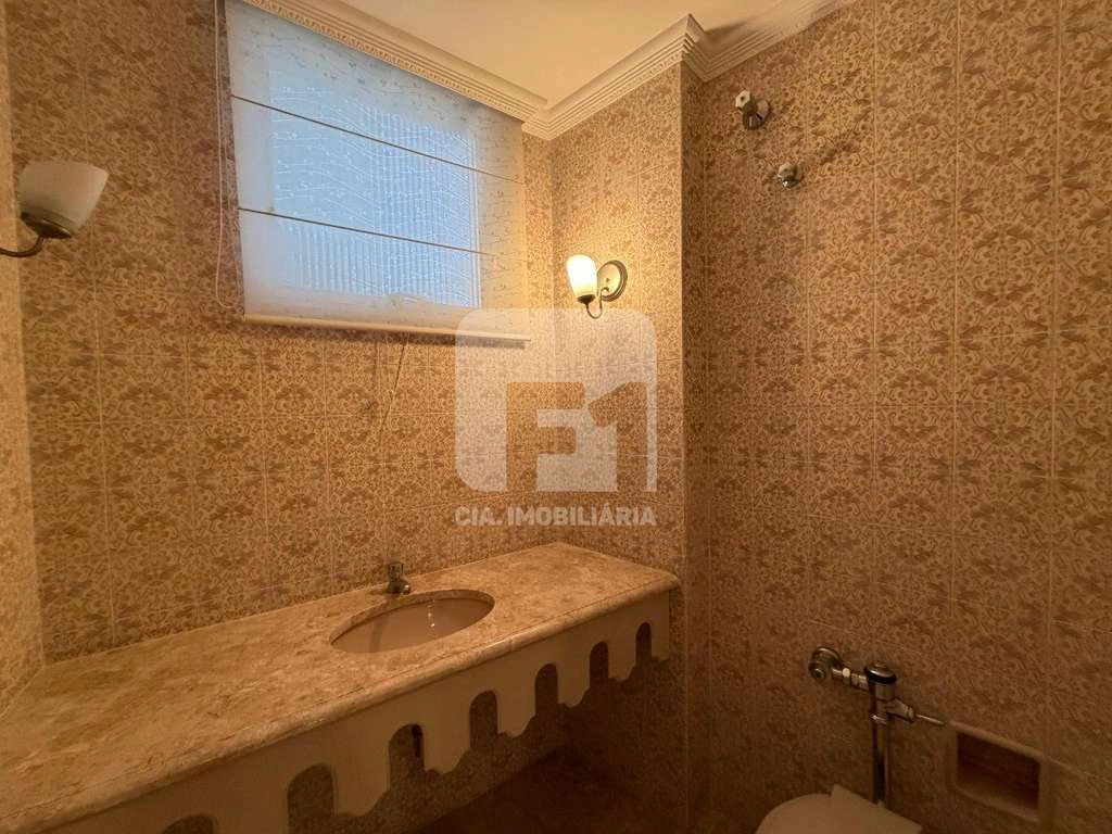 Apartamento de 4 habitaciones con zona de lavandería — photo 5