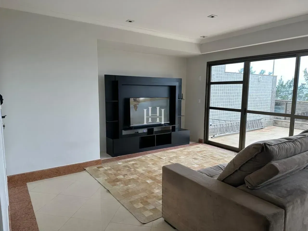Apartamento com 5 quartos e 5 banheiros, varanda — photo 9