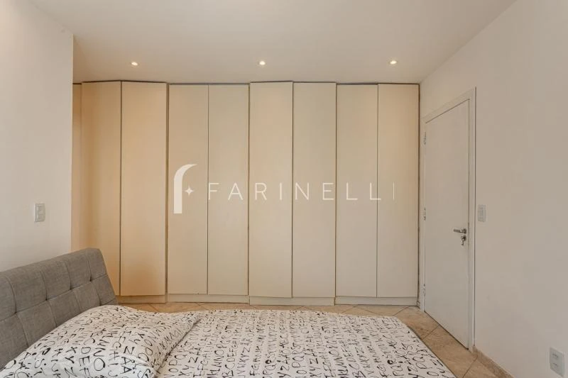 Furnished 250 m² apartment with 2 en-suite bedrooms — photo 24