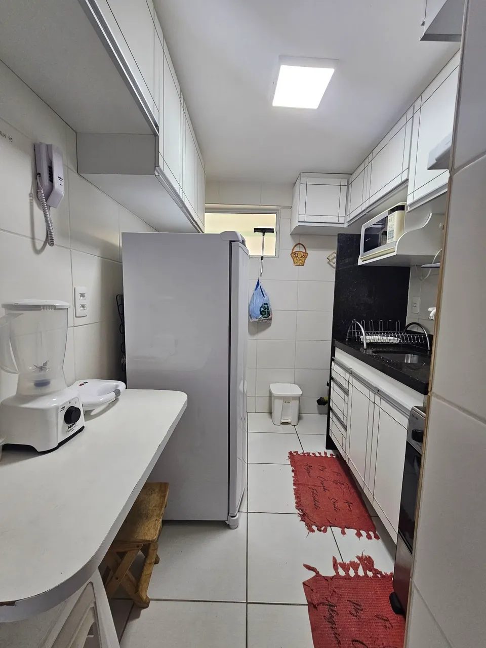 Furnished apartment with 2 bedrooms, 2 bathrooms and balcony — photo 2