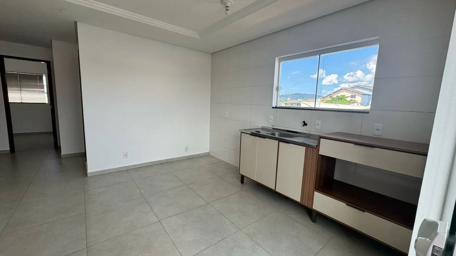 65 m² apartment with 2 bedrooms and a parking spot — photo 3