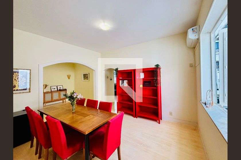 Furnished 2-bedroom apartment with 98 m² — photo 16