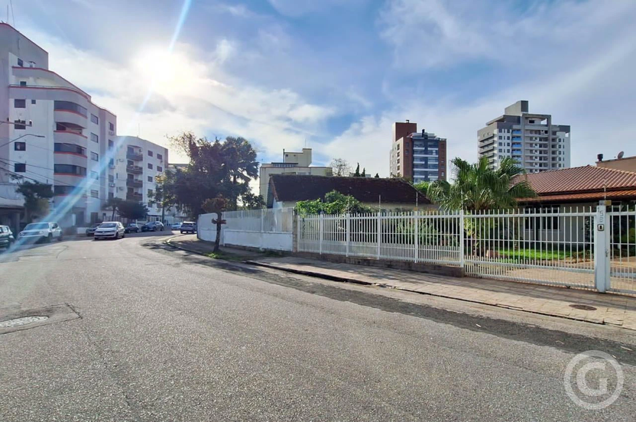 210 m² house with 3 bedrooms and 7 parking spots — photo 16