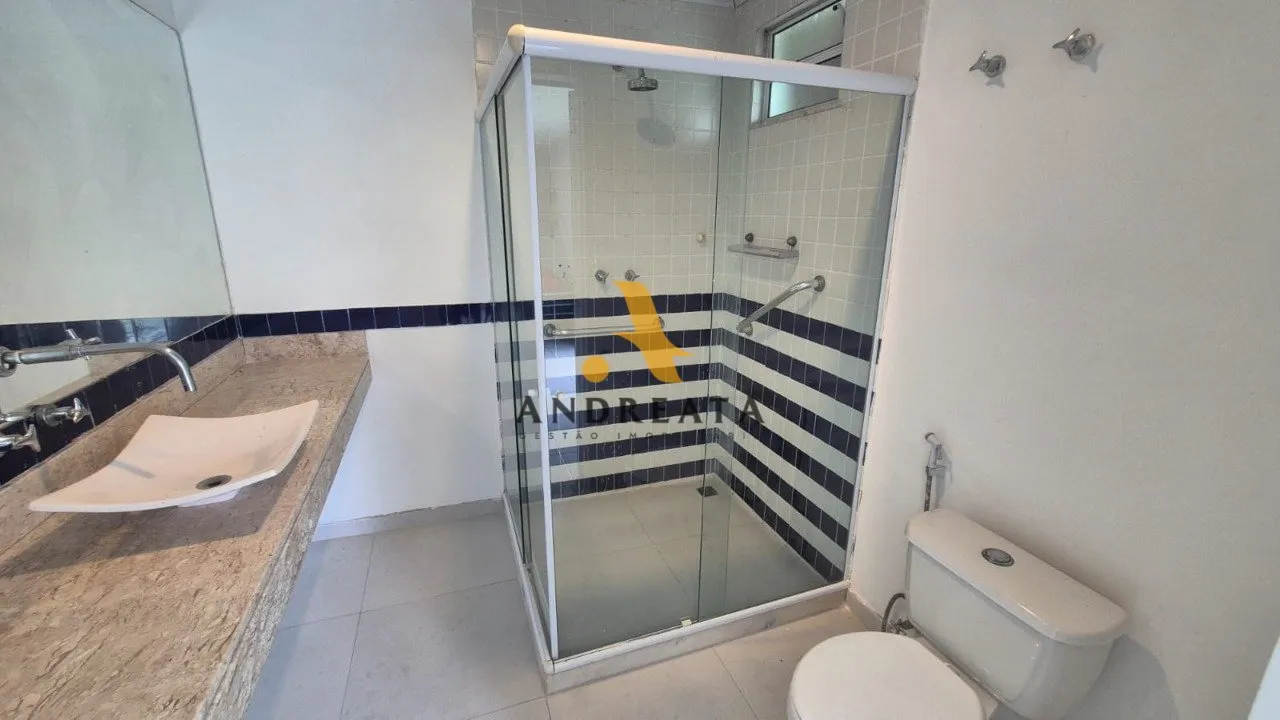 Unfurnished house with 5 bedrooms and 647 m² balcony — photo 36