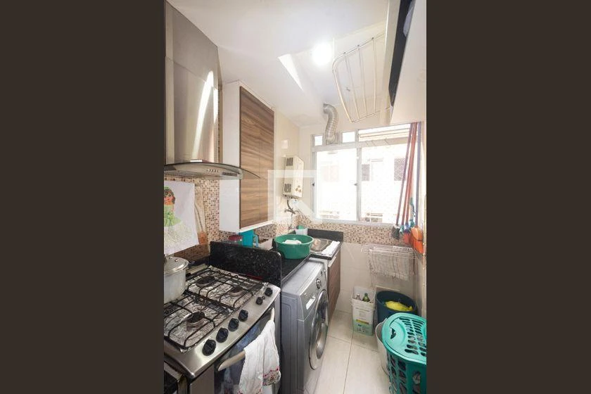 Furnished apartment with 2 bedrooms and 1 bathroom — photo 4
