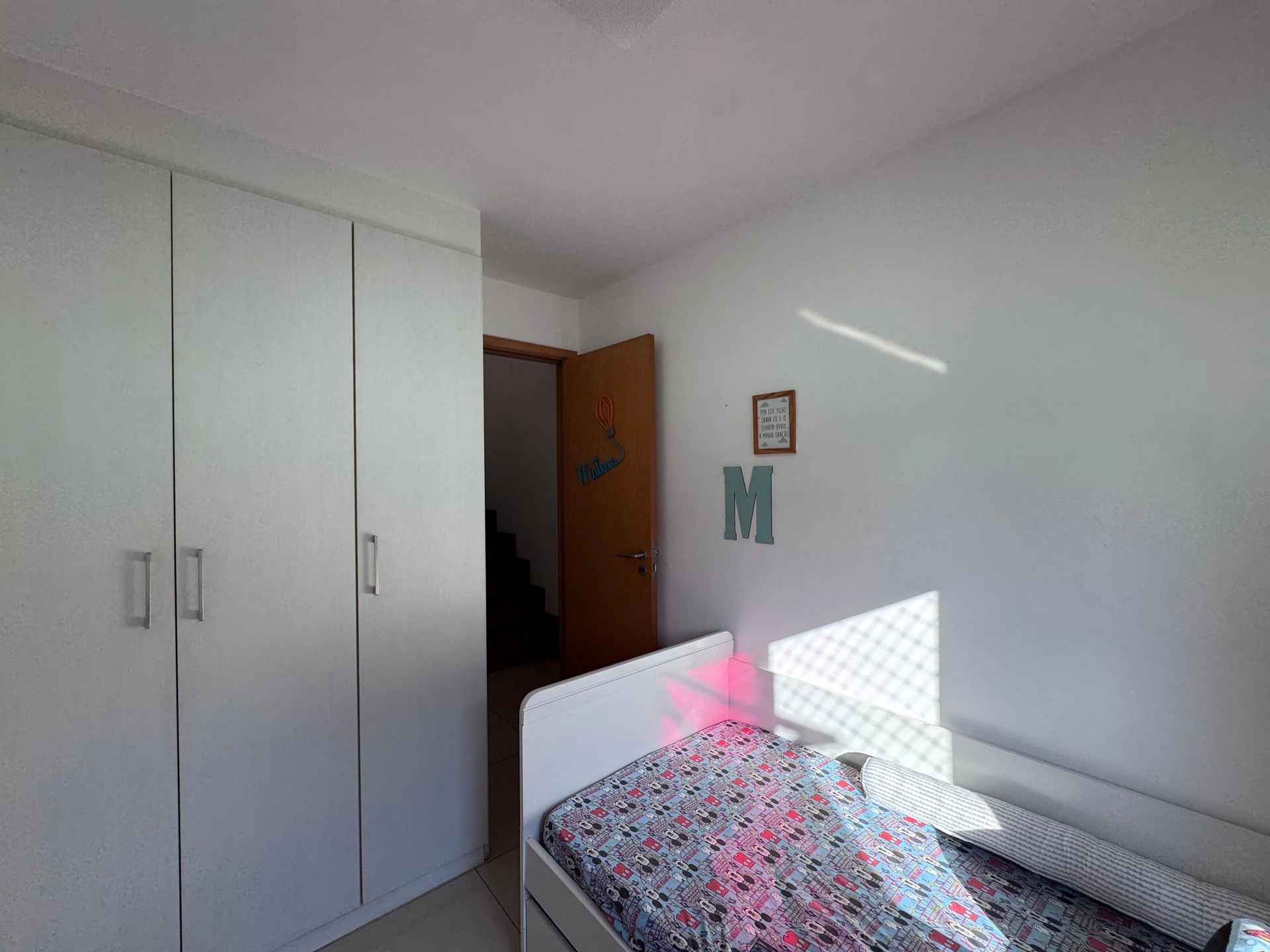 4-bedroom apartment with a glass-enclosed balcony — photo 45