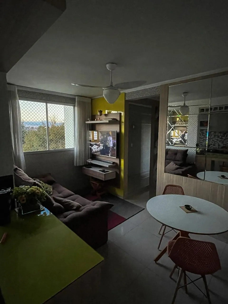 2-bedroom apartment in a building with a gym — photo 17