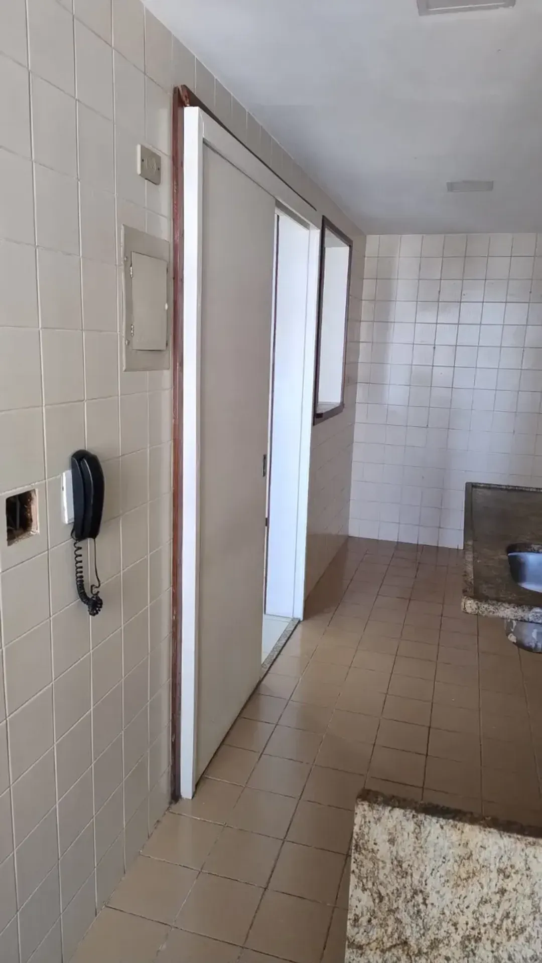 64 m² rental apartment with 2 bedrooms and balcony — photo 23